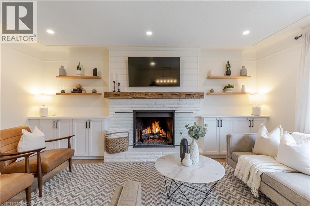 226 Forsyth Drive, Waterloo, Ontario  N2L 1A5 - Photo 6 - 40817017