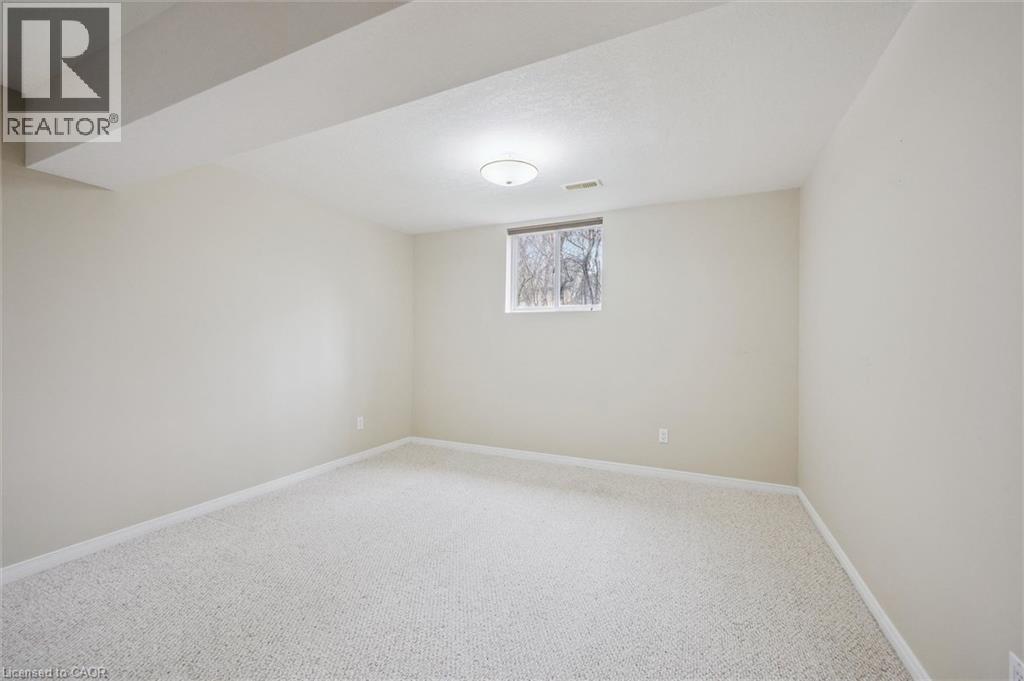 180 Old Abbey Road Unit# 14, Waterloo, Ontario  N2K 4B2 - Photo 28 - 40814296