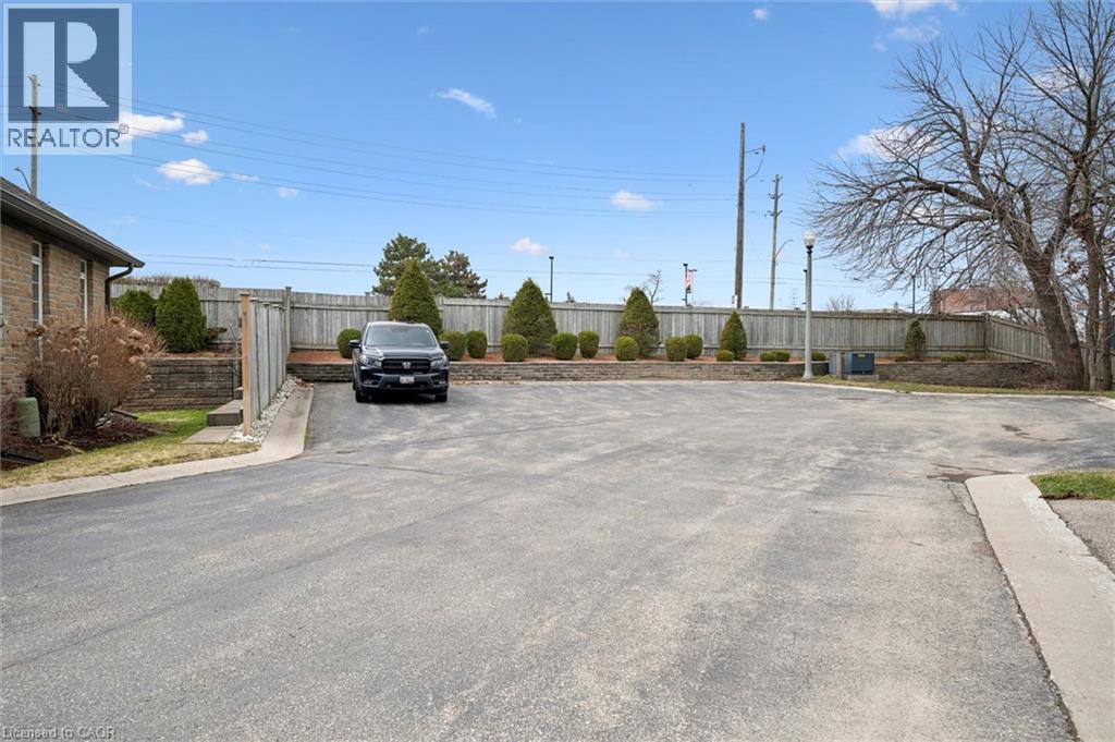 180 Old Abbey Road Unit# 14, Waterloo, Ontario  N2K 4B2 - Photo 31 - 40814296