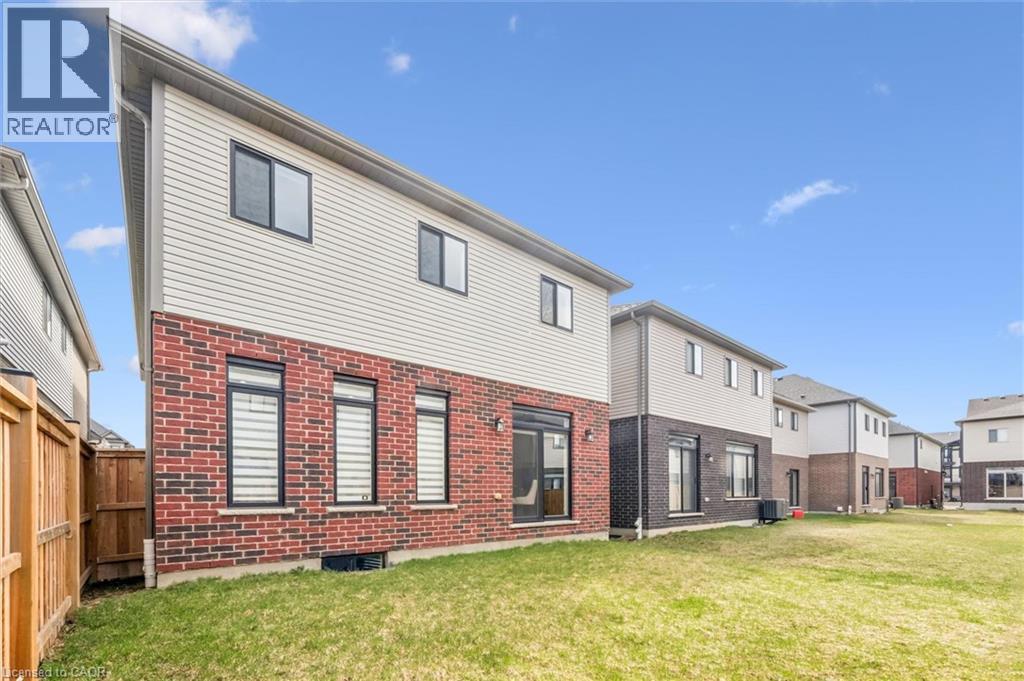 628 Florencedale Crescent, Kitchener, Ontario  N2R 0N4 - Photo 36 - 40818252