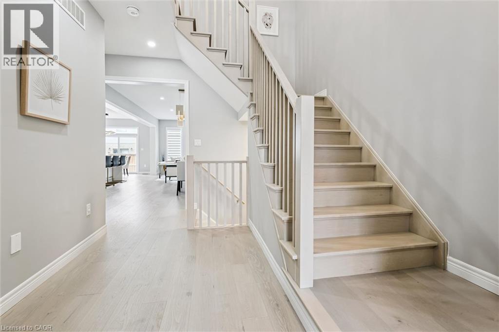 628 Florencedale Crescent, Kitchener, Ontario  N2R 0N4 - Photo 5 - 40818252