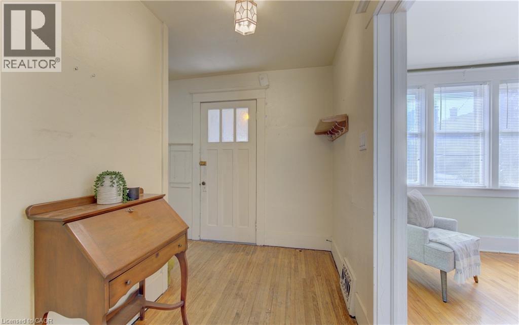 40 Union Street E, Waterloo, Ontario  N2J 1B7 - Photo 14 - 40810425