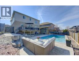 <div class="price">$1,150,000</div> 414 Zeller Drive, Kitchener<br><div style="margin-bottom:8px;"><small>Royal LePage Wolle Realty</small></div><div class='bed_bath'>4 Bed | 3 Bath</div>