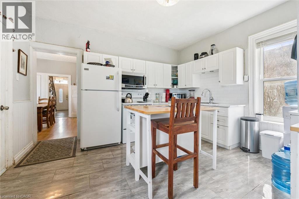 156 Wellington Street N, Kitchener, Ontario  N2H 5K1 - Photo 11 - 40813544