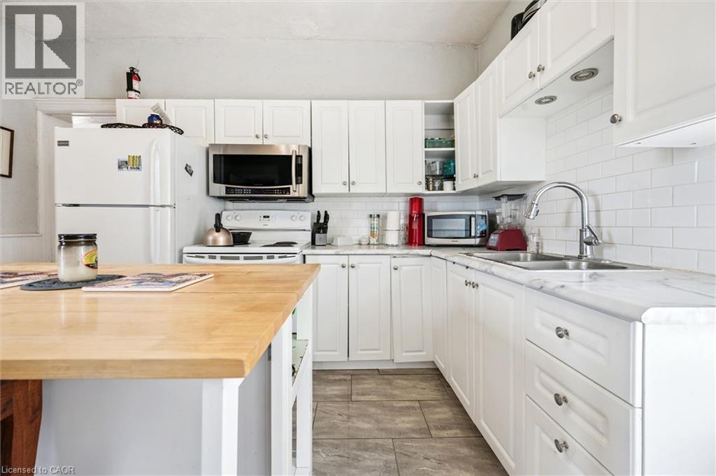 156 Wellington Street N, Kitchener, Ontario  N2H 5K1 - Photo 13 - 40813544