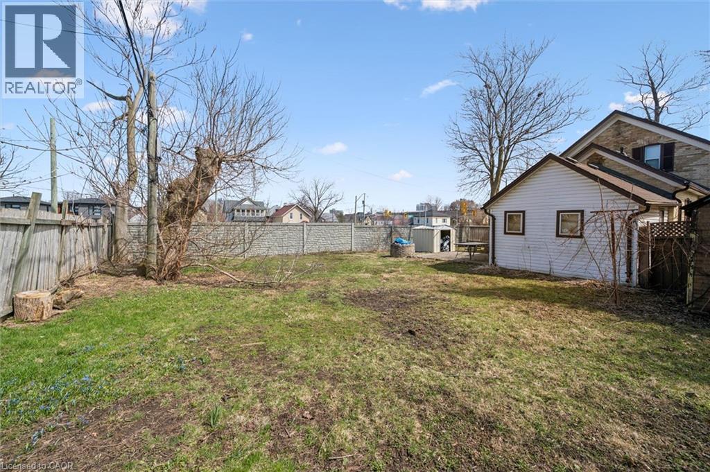 156 Wellington Street N, Kitchener, Ontario  N2H 5K1 - Photo 39 - 40813544