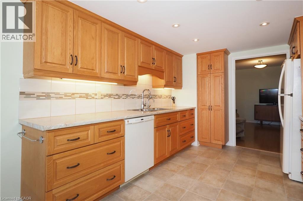 4 Willow Street Unit# 1103, Waterloo, Ontario  N2J 4S2 - Photo 10 - 40819968