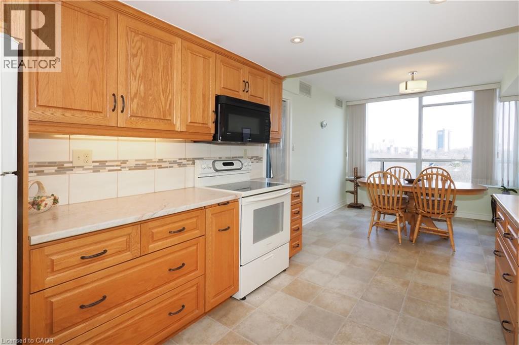 4 Willow Street Unit# 1103, Waterloo, Ontario  N2J 4S2 - Photo 11 - 40819968