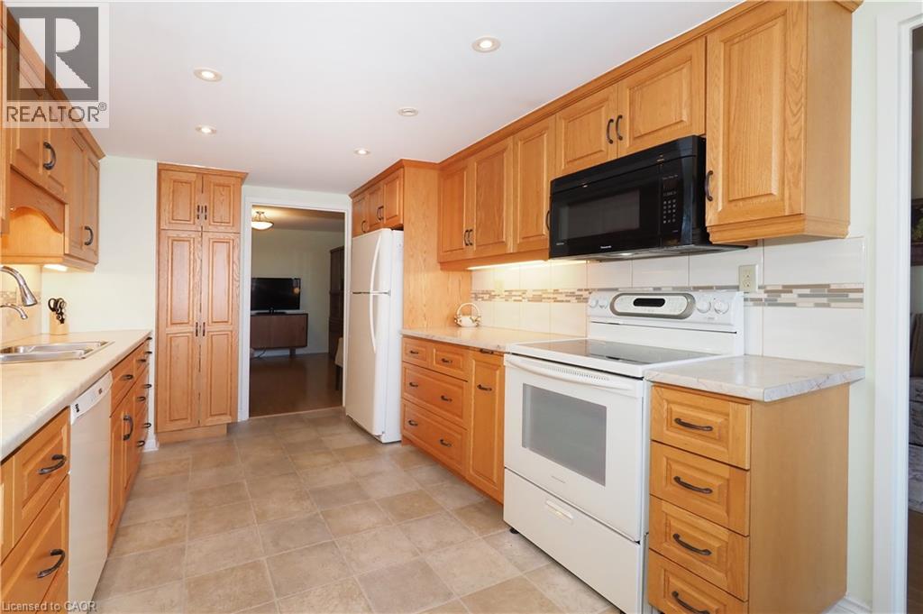 4 Willow Street Unit# 1103, Waterloo, Ontario  N2J 4S2 - Photo 9 - 40819968