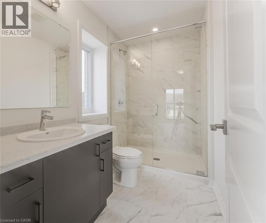 686 Benninger Drive, Kitchener, Ontario  N2E 0H8 - Photo 7 - 40819973