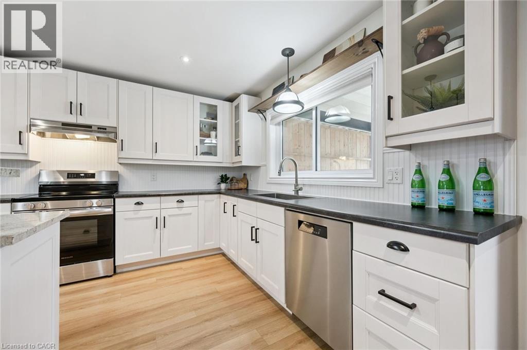 65 Schweitzer Street, Kitchener, Ontario  N2K 1B5 - Photo 10 - 40819831