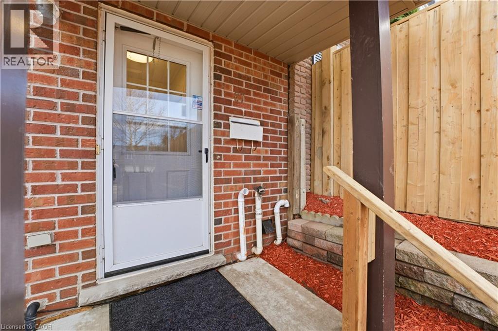 87 Ralgreen Crescent, Kitchener, Ontario  N2M 1V1 - Photo 4 - 40819970