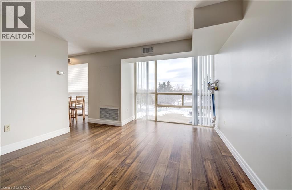 55 Blue Springs Drive Unit# 413, Waterloo, Ontario  N2J 4T3 - Photo 4 - 40822180
