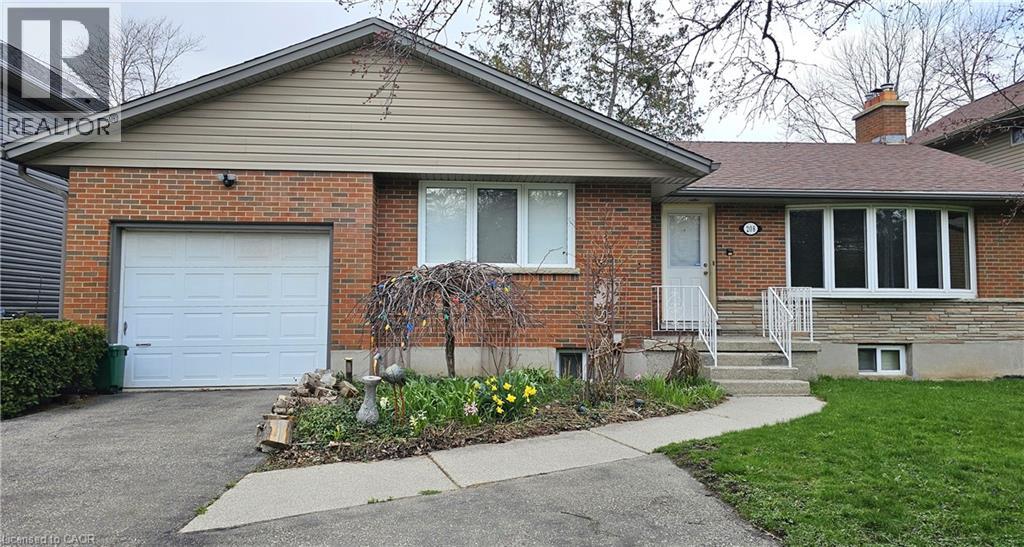 208 Montgomery Road Unit# Upper, Kitchener, Ontario  N2H 3P7 - Photo 2 - 40822378