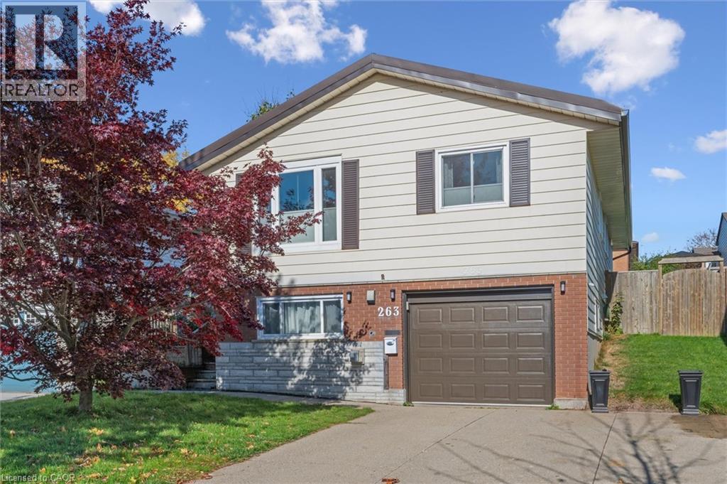 263 The Country Way, Kitchener, Ontario  N2E 2V6 - Photo 2 - 40822850