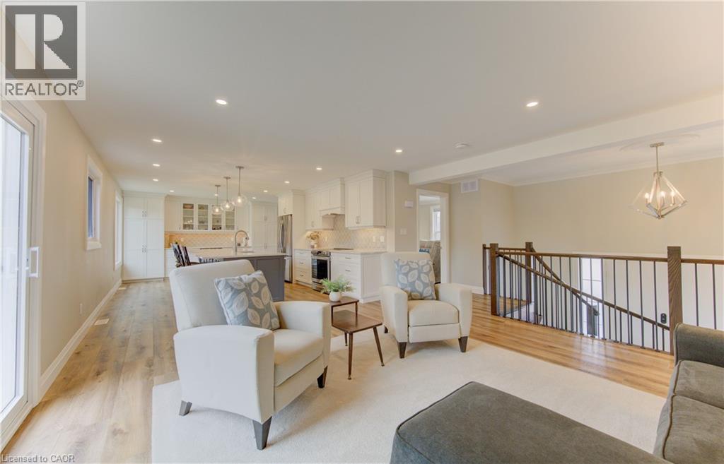 395 Warrington Drive, Waterloo, Ontario  N2L 2P7 - Photo 11 - 40823665