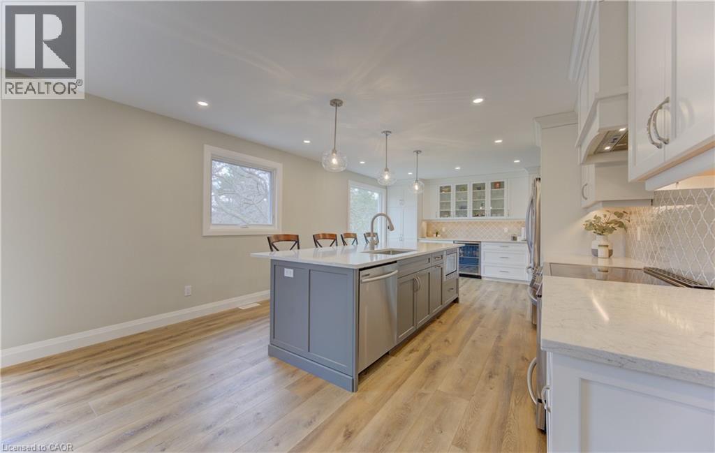 395 Warrington Drive, Waterloo, Ontario  N2L 2P7 - Photo 15 - 40823665