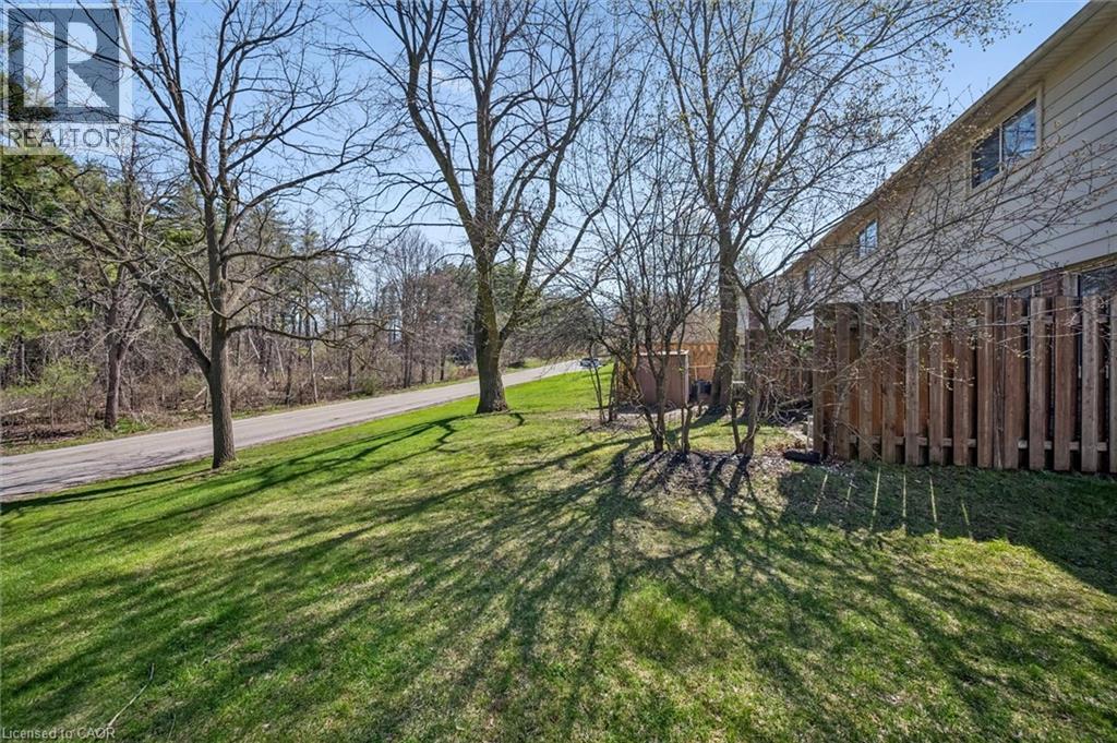 165 Green Valley Drive Unit# 14, Kitchener, Ontario  N2P 1K3 - Photo 21 - 40808226