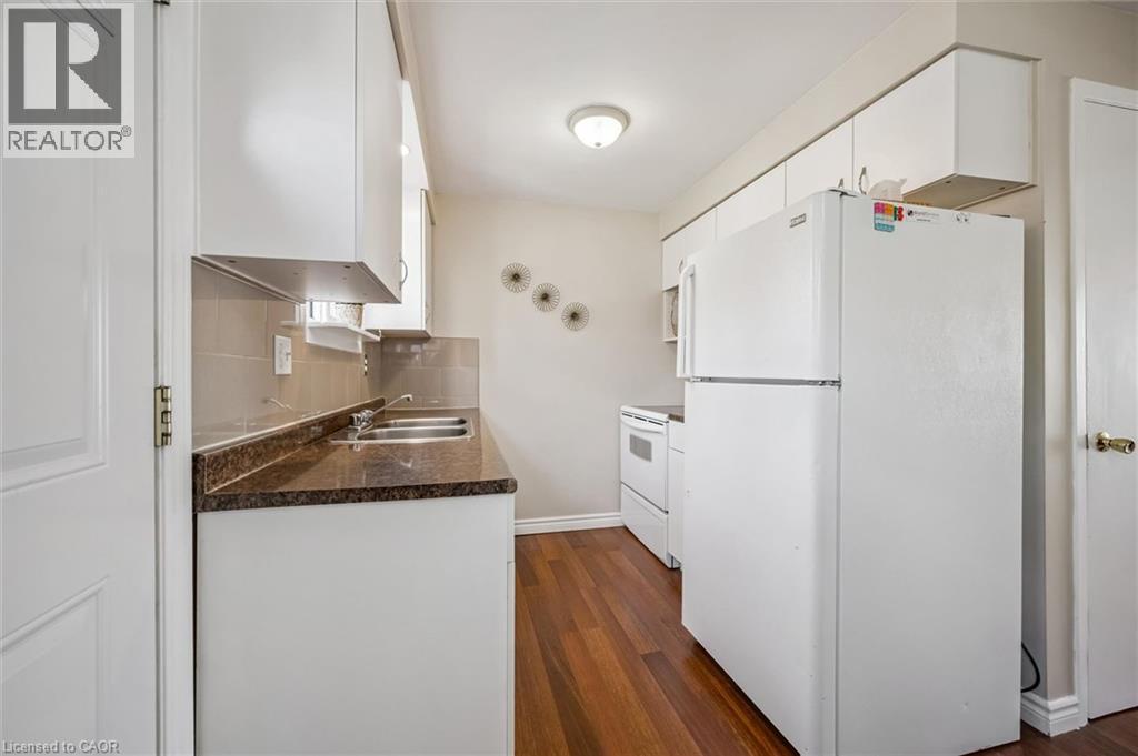 165 Green Valley Drive Unit# 14, Kitchener, Ontario  N2P 1K3 - Photo 9 - 40808226