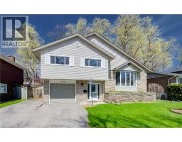 172 RENNIE Drive, Kitchener, Ontario