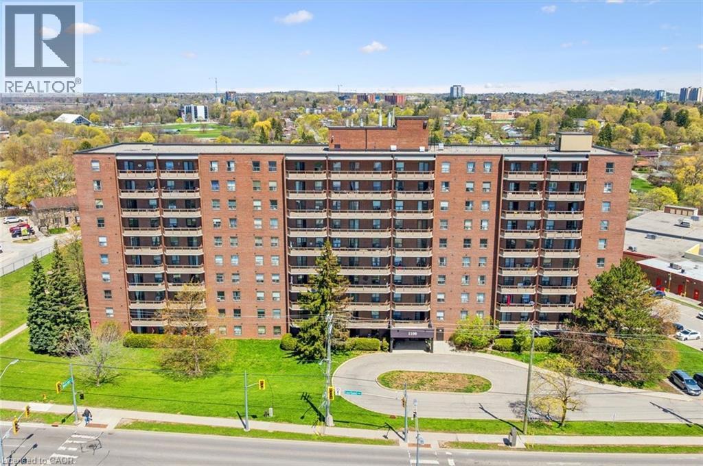 1100 Courtland Avenue E Unit# 302, Kitchener, Ontario  N2C 2H9 - Photo 2 - 40822063