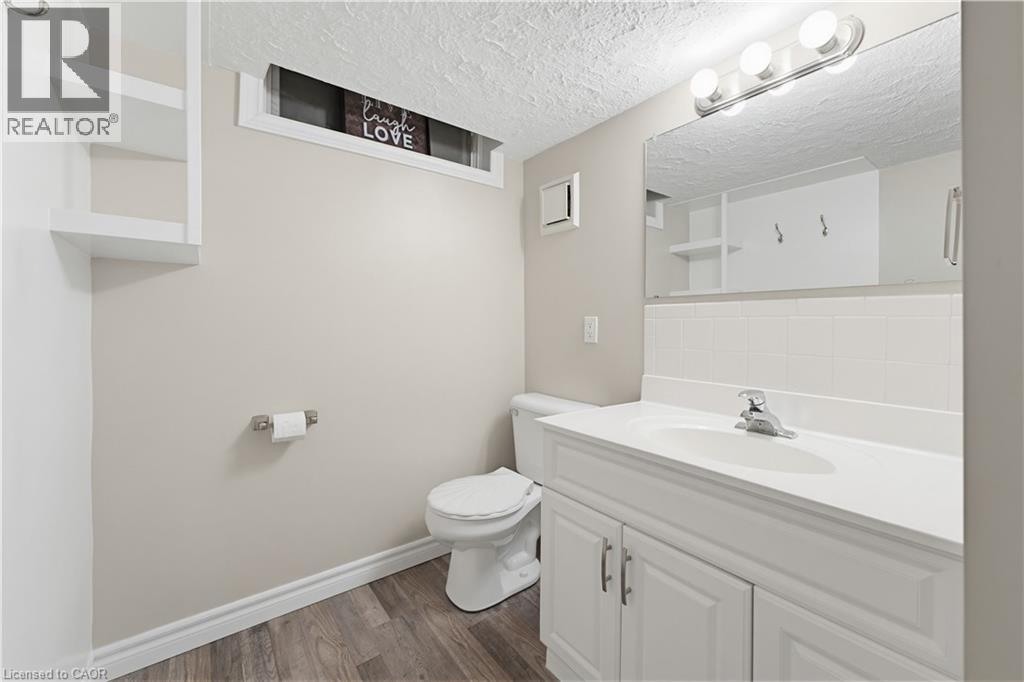 24 Hillmount Street, Kitchener, Ontario  N2C 2C6 - Photo 22 - 40822965