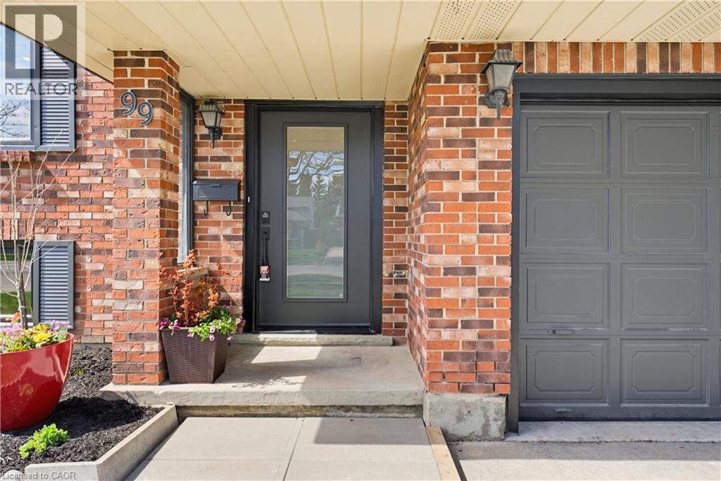 99 Oakhurst Crescent, Kitchener, Ontario  N2B 3K2 - Photo 4 - 40824227