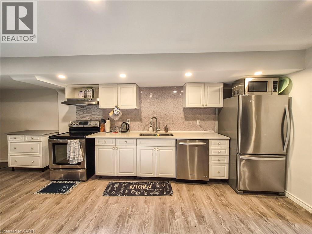 11 Duncairn Avenue Unit# B, Kitchener, Ontario  N2M 4S5 - Photo 6 - 40827743