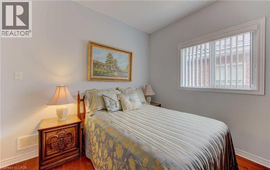 369 Zeller Drive, Kitchener, Ontario  N2A 0A3 - Photo 11 - 40827008