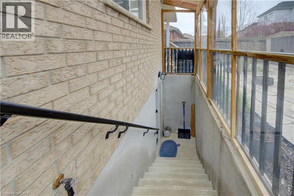 369 Zeller Drive, Kitchener, Ontario  N2A 0A3 - Photo 31 - 40827008