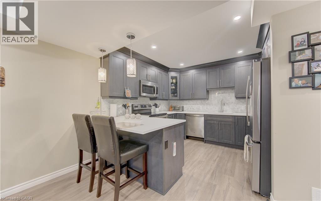 369 Zeller Drive, Kitchener, Ontario  N2A 0A3 - Photo 32 - 40827008