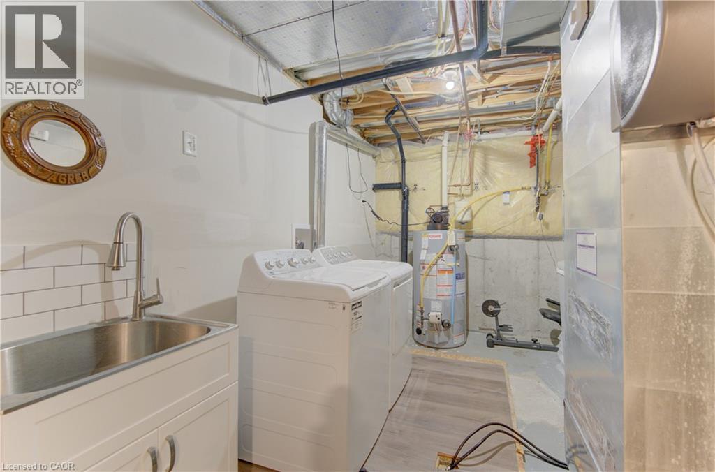 369 Zeller Drive, Kitchener, Ontario  N2A 0A3 - Photo 38 - 40827008