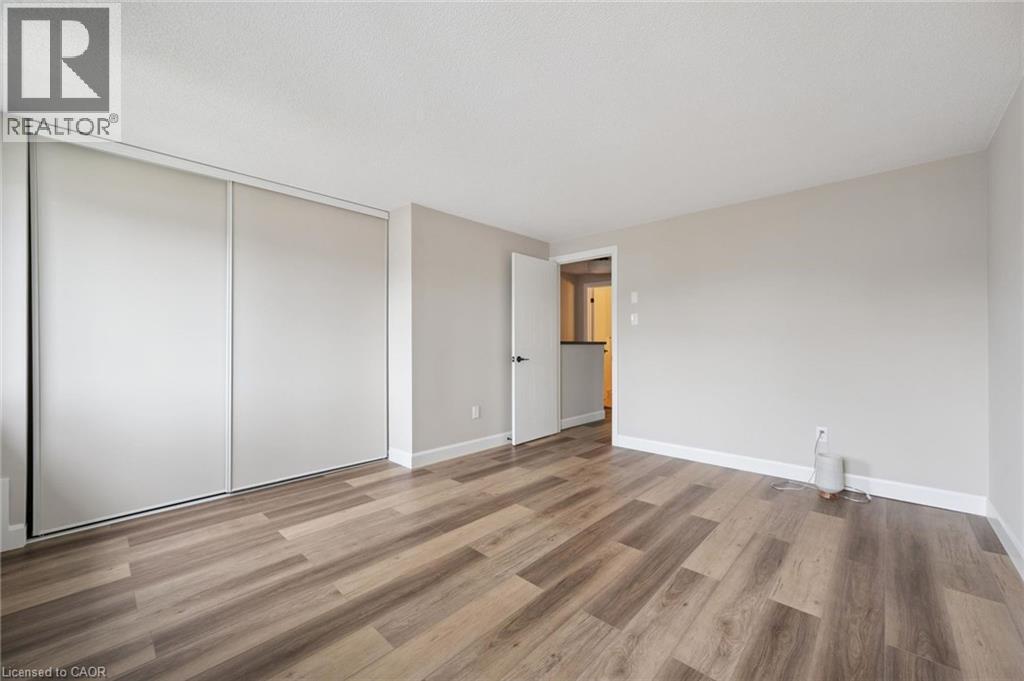 219 Kingswood Drive Unit# 26, Kitchener, Ontario  N2E 3J4 - Photo 16 - 40828101