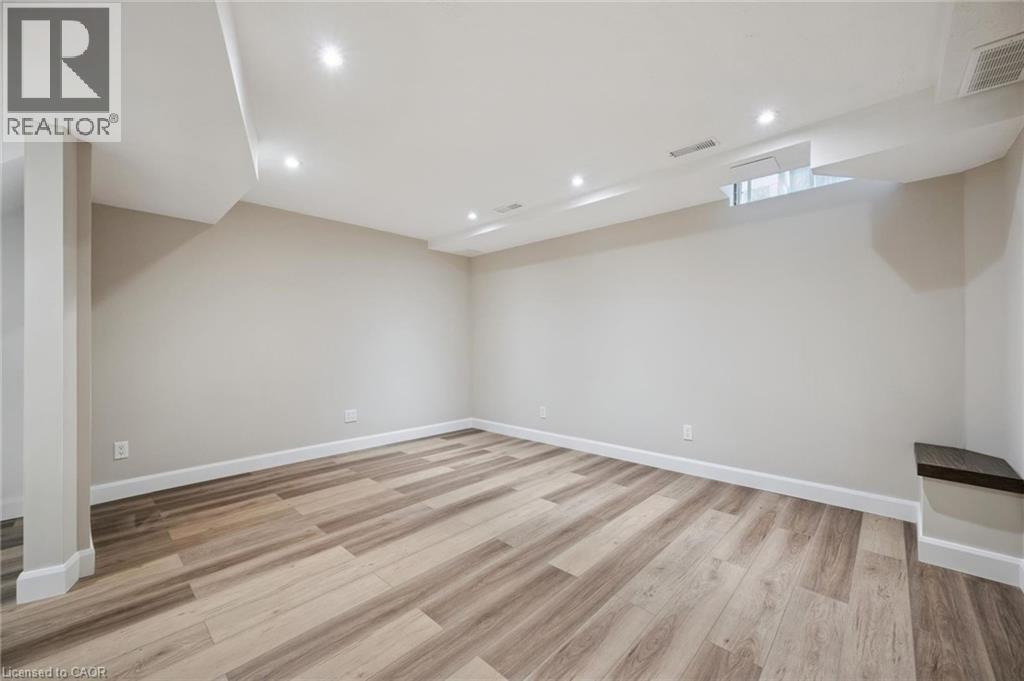 219 Kingswood Drive Unit# 26, Kitchener, Ontario  N2E 3J4 - Photo 23 - 40828101