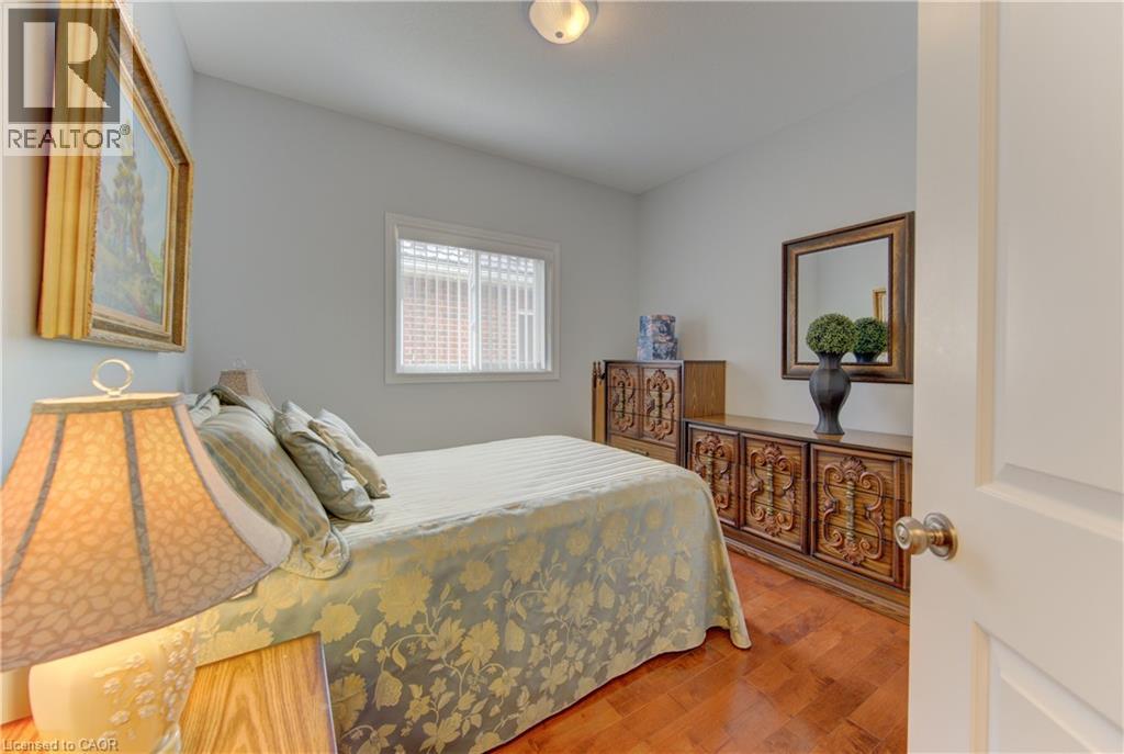 369 Zeller Drive, Kitchener, Ontario  N2A 0A3 - Photo 10 - 40828204