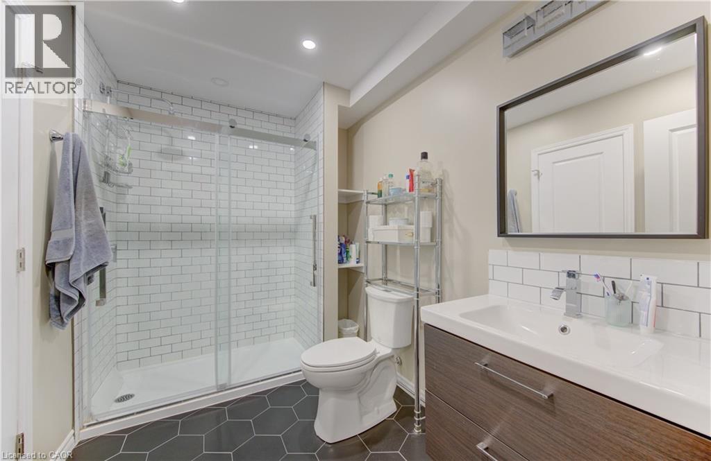 369 Zeller Drive, Kitchener, Ontario  N2A 0A3 - Photo 40 - 40828204