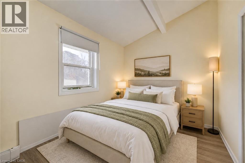 284 Westcourt Place, Waterloo, Ontario  N2L 2R7 - Photo 17 - 40827930
