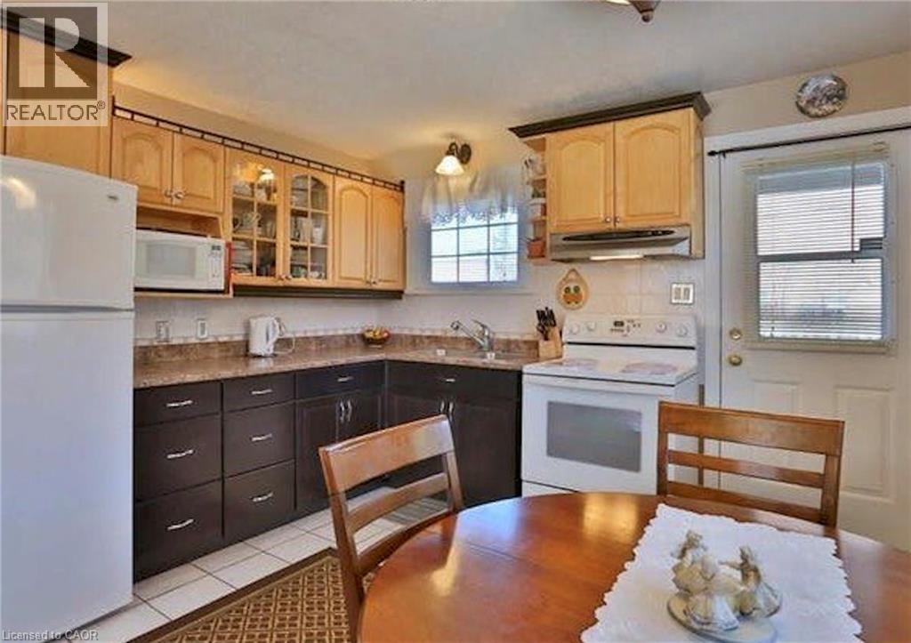 92 Pattandon Avenue Unit# B, Kitchener, Ontario  N2M 3S5 - Photo 5 - 40828326