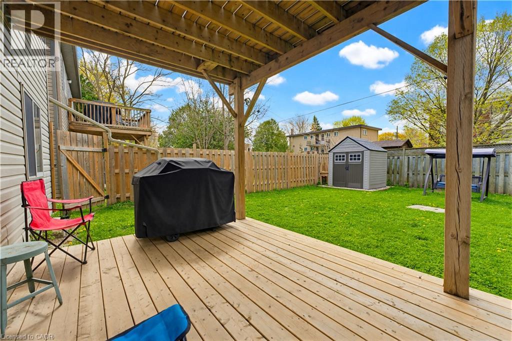 399 Greenfield Avenue, Kitchener, Ontario  N2C 1E6 - Photo 34 - 40828492