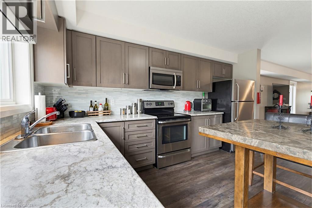 399 Greenfield Avenue, Kitchener, Ontario  N2C 1E6 - Photo 11 - 40828476
