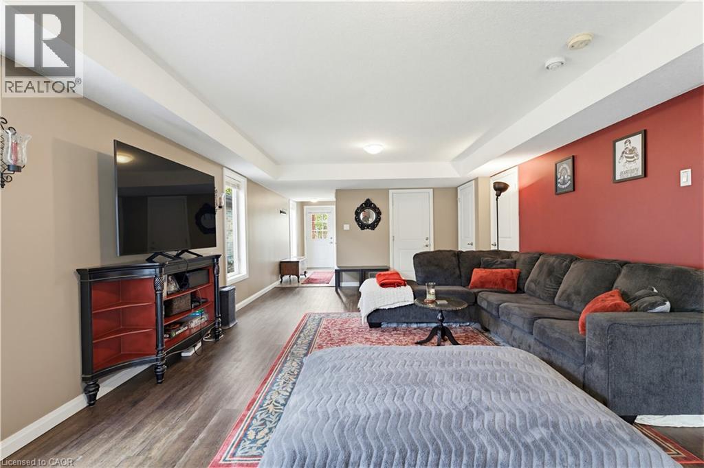 399 Greenfield Avenue, Kitchener, Ontario  N2C 1E6 - Photo 8 - 40828476
