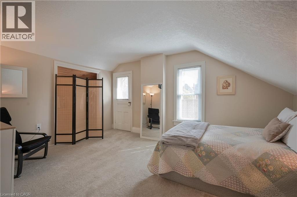 25 Ahrens Street W, Kitchener, Ontario  N2H 4B6 - Photo 16 - 40826508