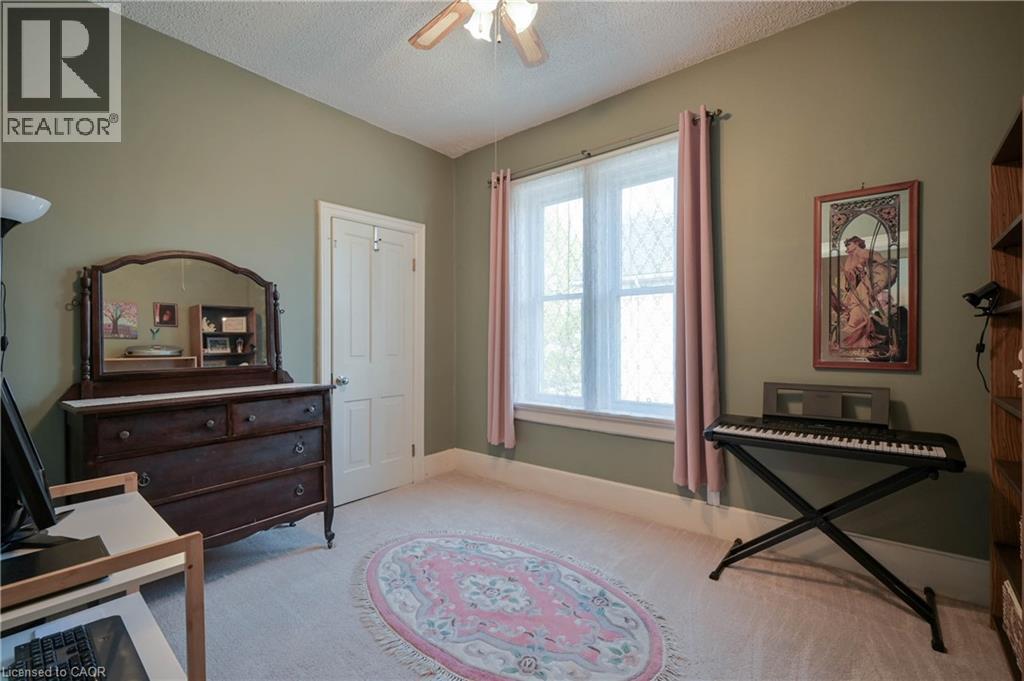 25 Ahrens Street W, Kitchener, Ontario  N2H 4B6 - Photo 19 - 40826508