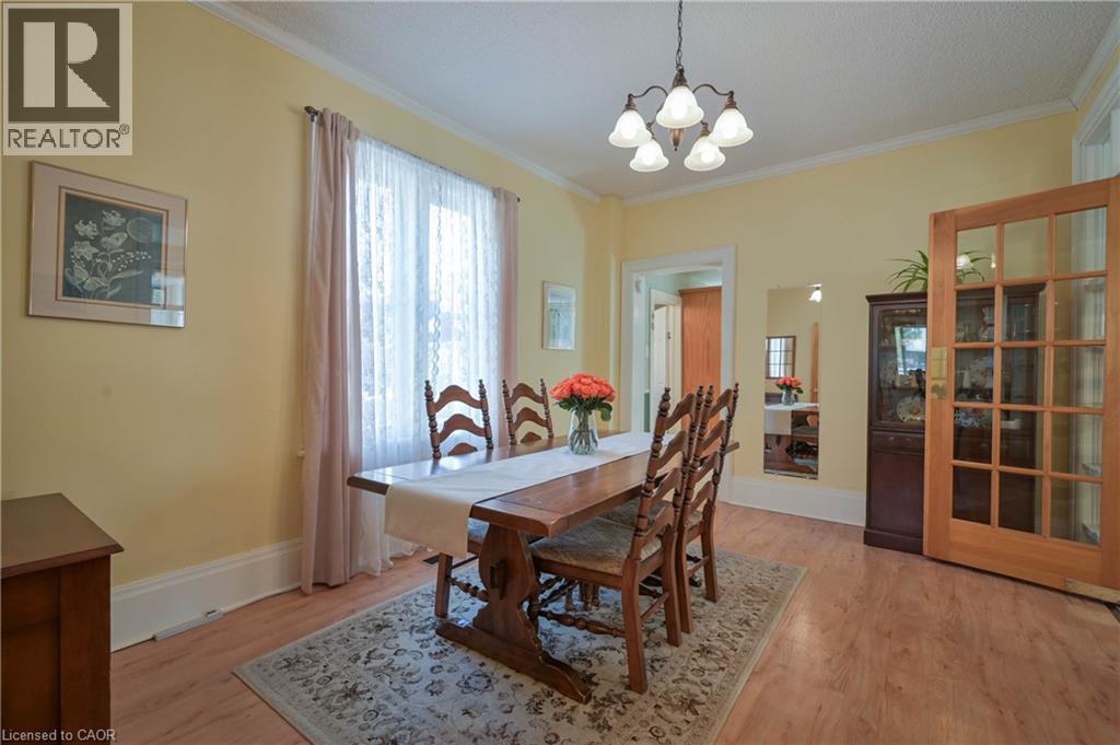 25 Ahrens Street W, Kitchener, Ontario  N2H 4B6 - Photo 9 - 40826508