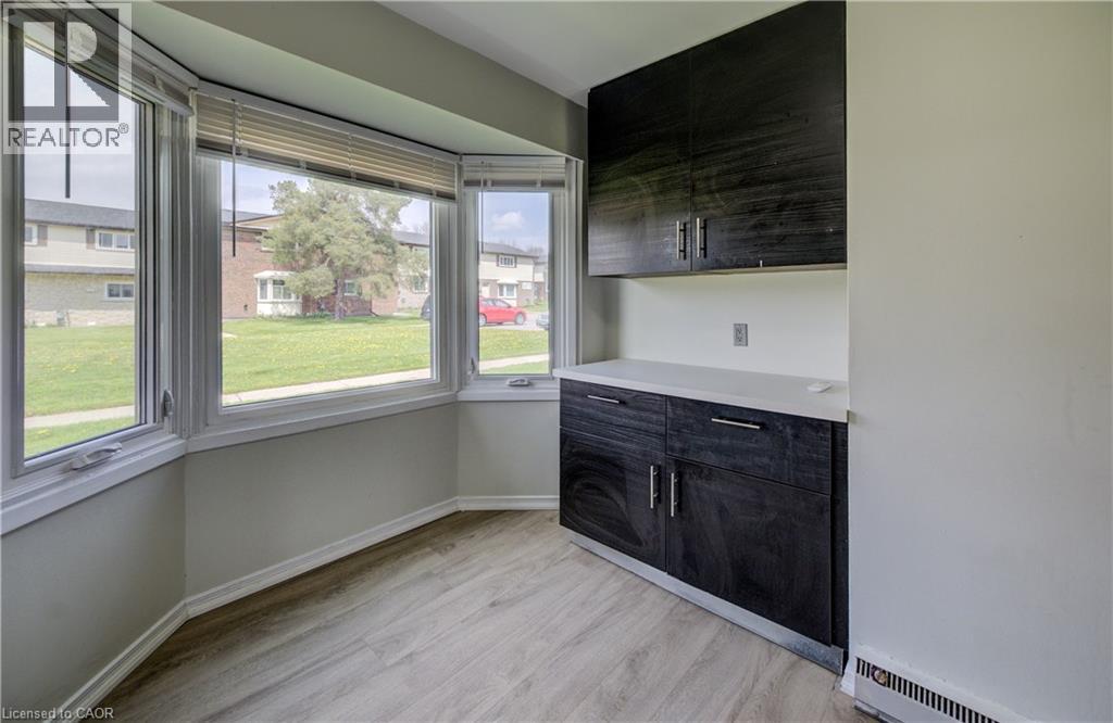 160 Jansen Avenue Unit# 32, Kitchener, Ontario  N2A 2L7 - Photo 12 - 40829041
