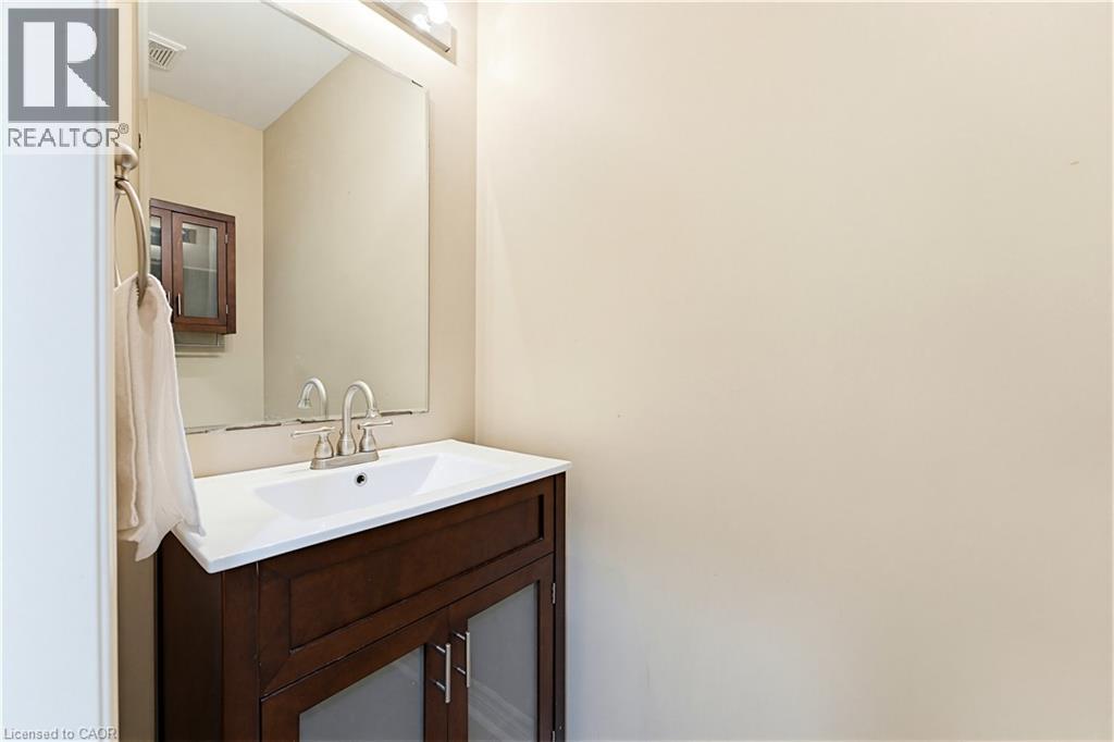 110 Highland Road E Unit# 75, Kitchener, Ontario  N2M 3S1 - Photo 11 - 40829103