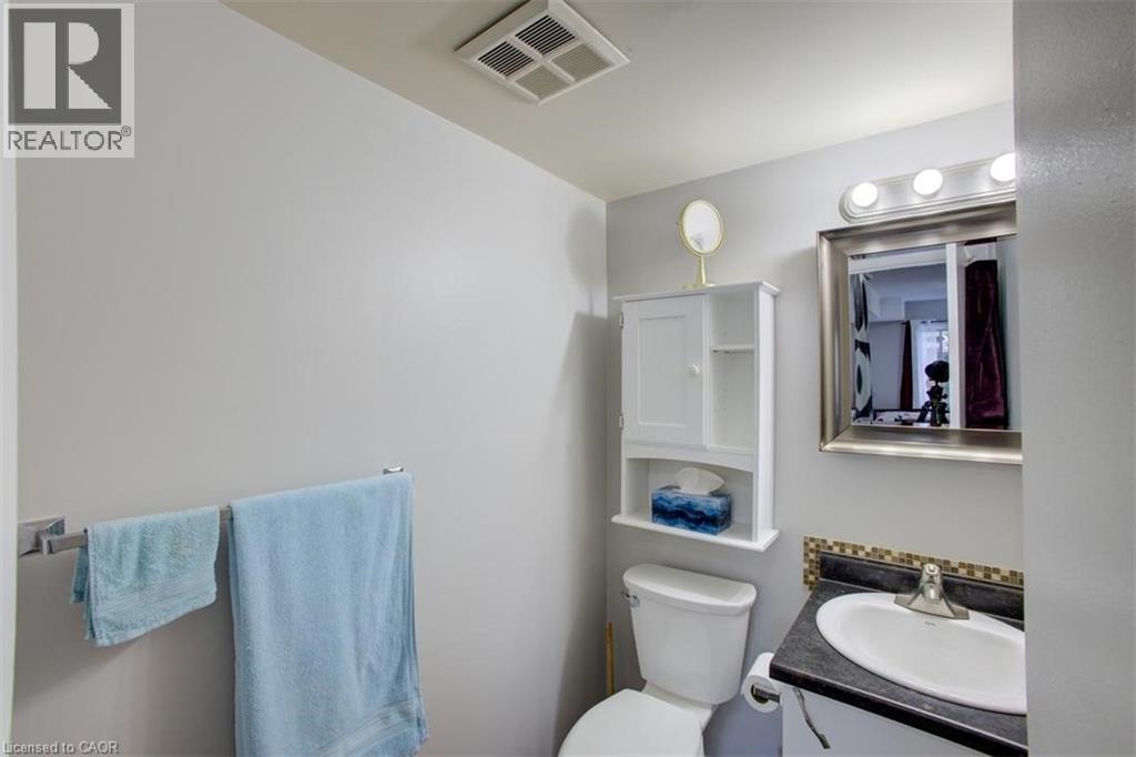 15 Hofstetter Avenue Unit# 108, Kitchener, Ontario  N2A 3Z7 - Photo 24 - 40829388