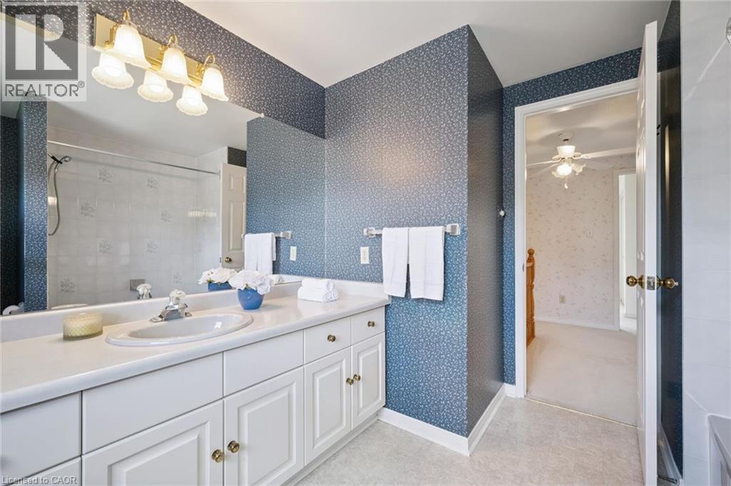 363 Northlake Drive, Waterloo, Ontario  N2V 1W6 - Photo 36 - 40813535