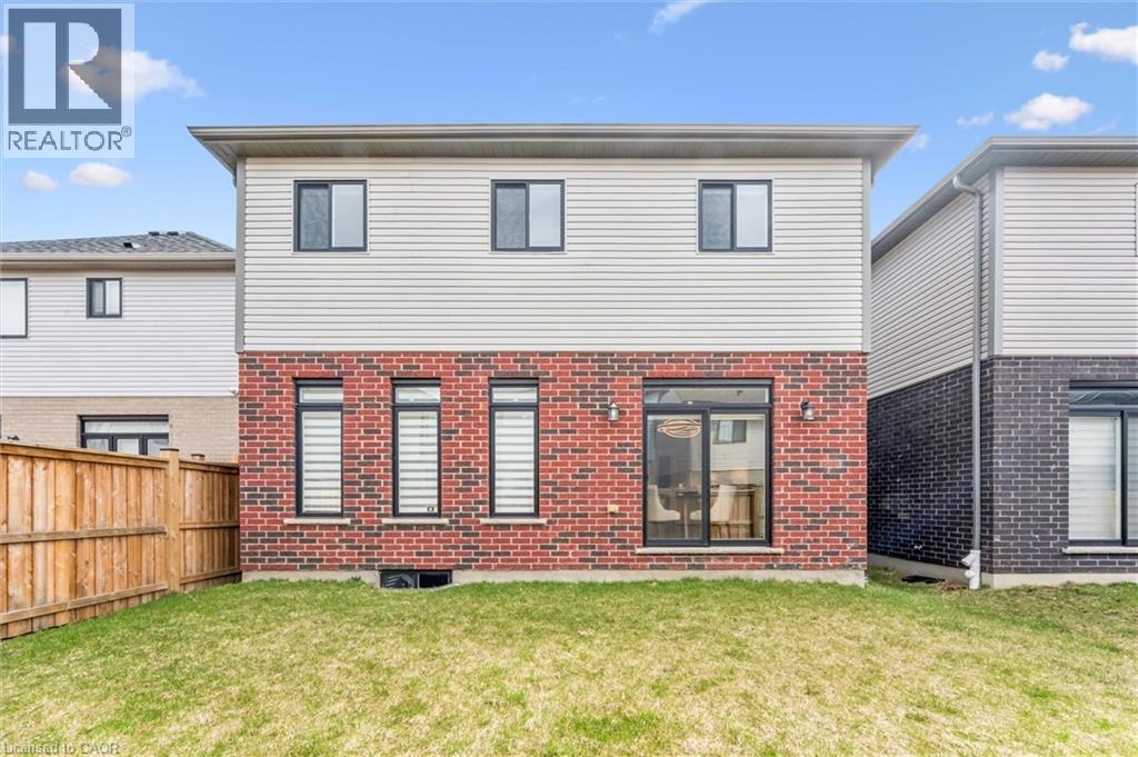628 Florencedale Crescent, Kitchener, Ontario  N2R 0N4 - Photo 38 - 40829828