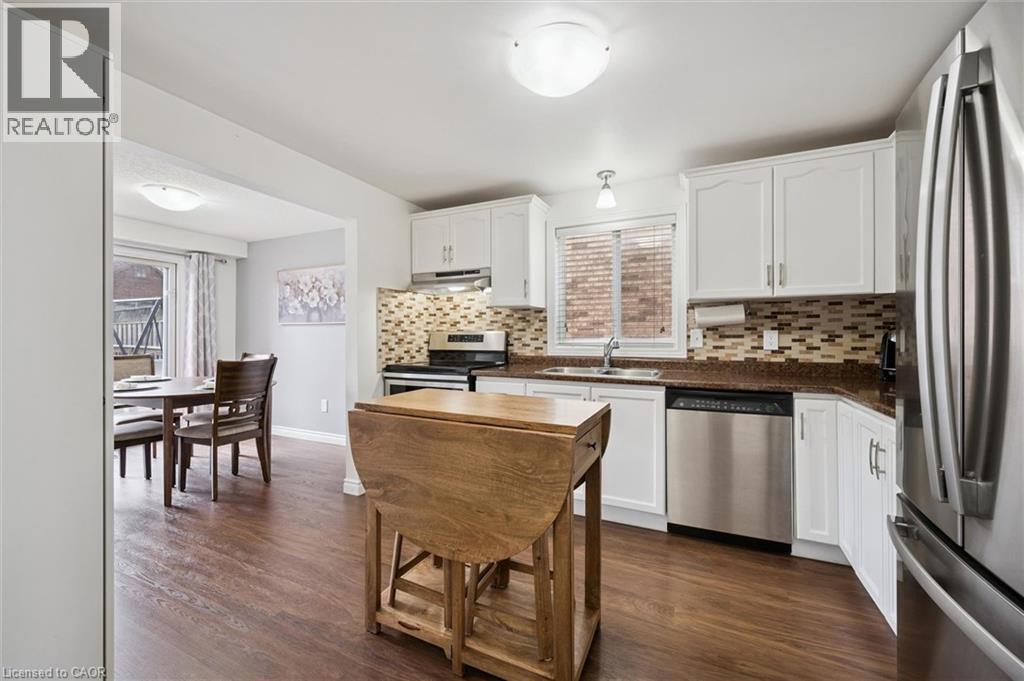 31 Tisdale Court, Kitchener, Ontario  N2A 4H5 - Photo 8 - 40830182